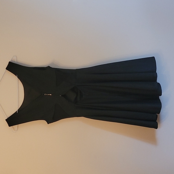 Black Guess A-Line Dress Size XS - Picture 2 of 2